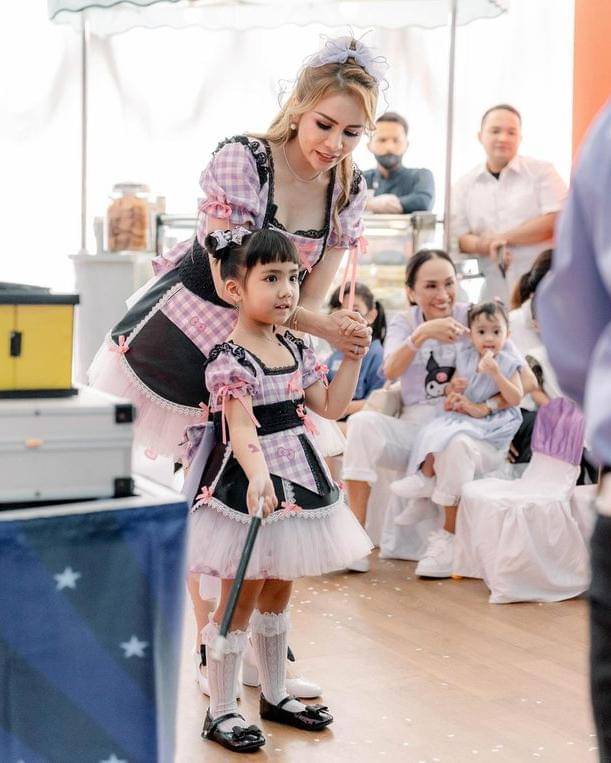 Instagram.com/therealmomogeishaa